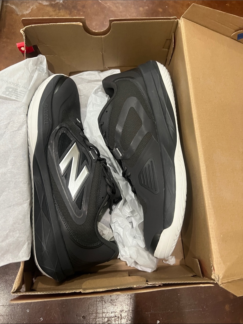 New Balance Men's Fuelcell 796v5